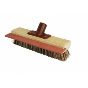 deck-scrub-with-squeegee-lo38059