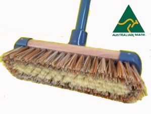 timber-deck-scrub-with-handle-4470